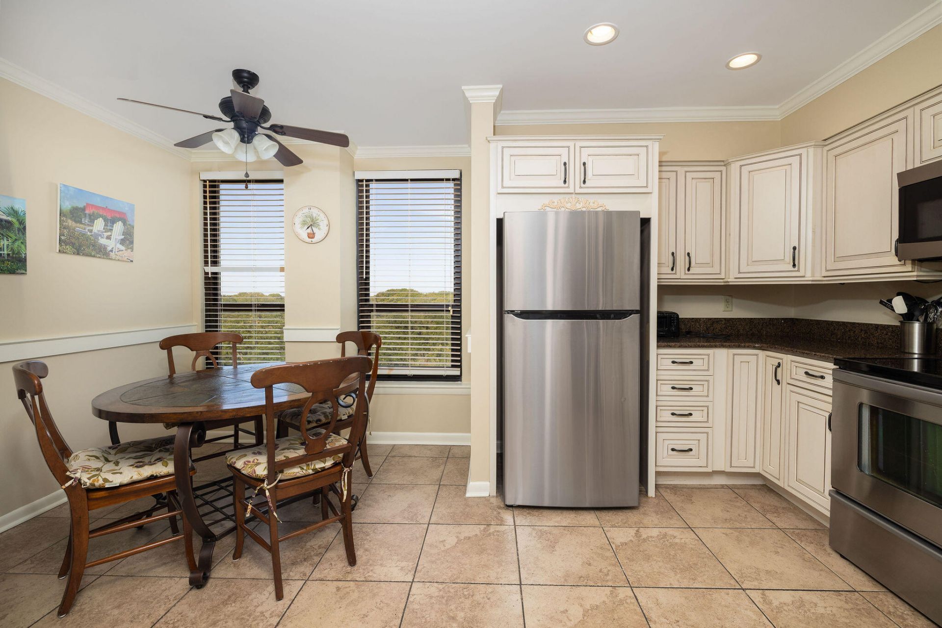 8000 Palmetto Drive Photo 8