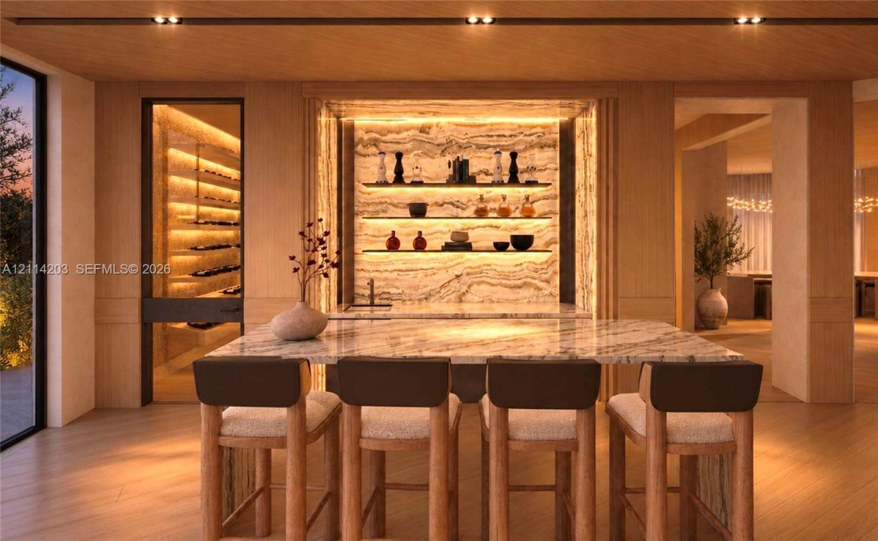 1008 Links Dr, Fisher Island, FL 33109 Photo