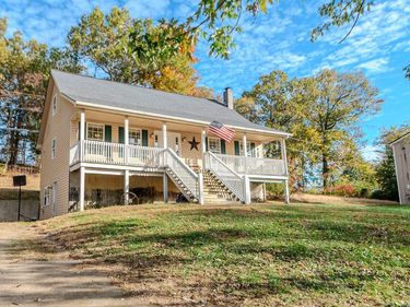 422 Spears Lane, Hustonville, KY 40437