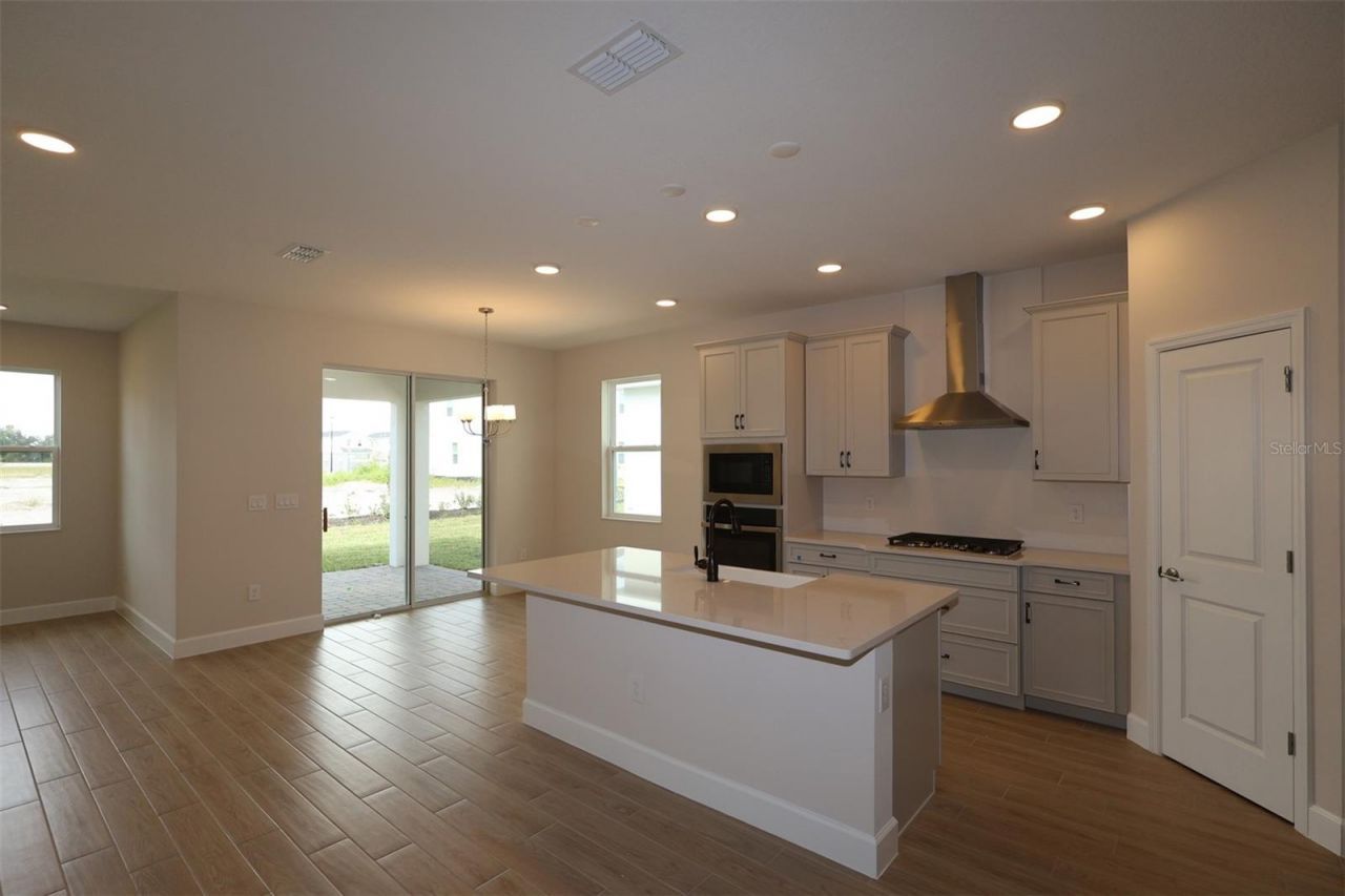 5296 High Line Drive , Saint Cloud, FL 34771 Photo