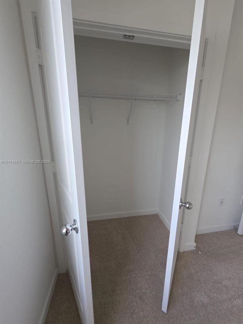 457 NE 12th St , Florida City, FL 33034 Photo