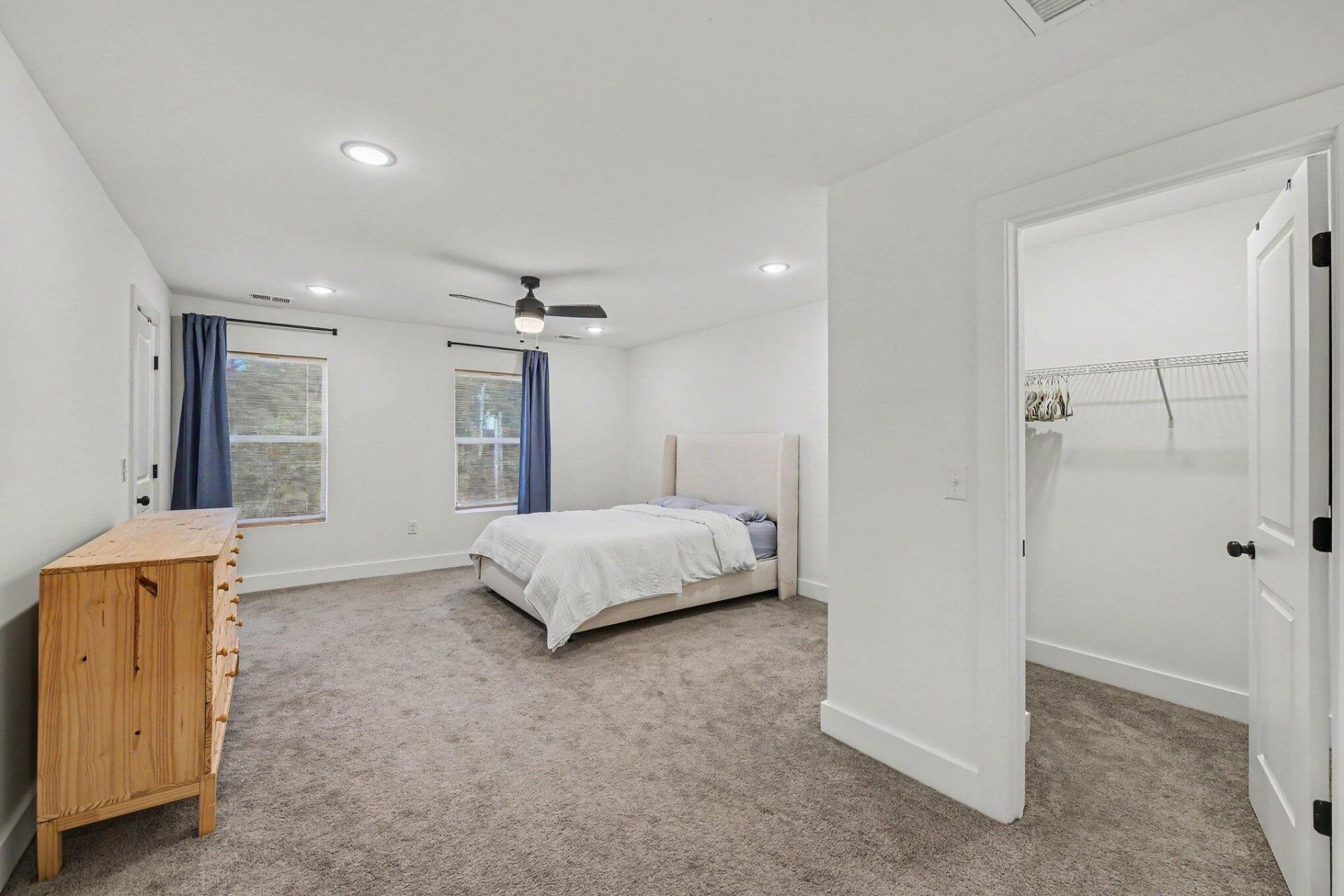 4227 Barnwell Avenue Photo 12