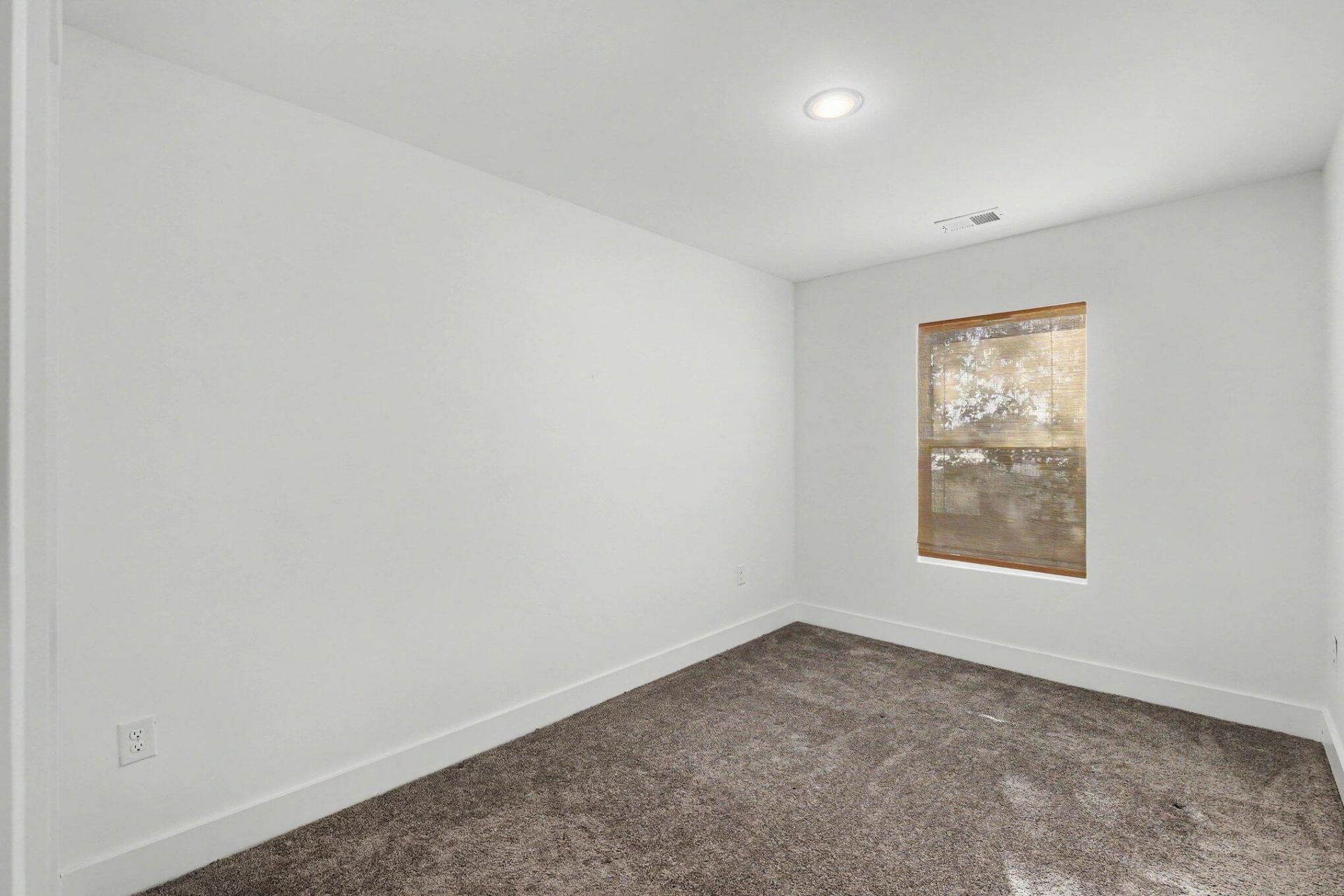 4227 Barnwell Avenue Photo 18