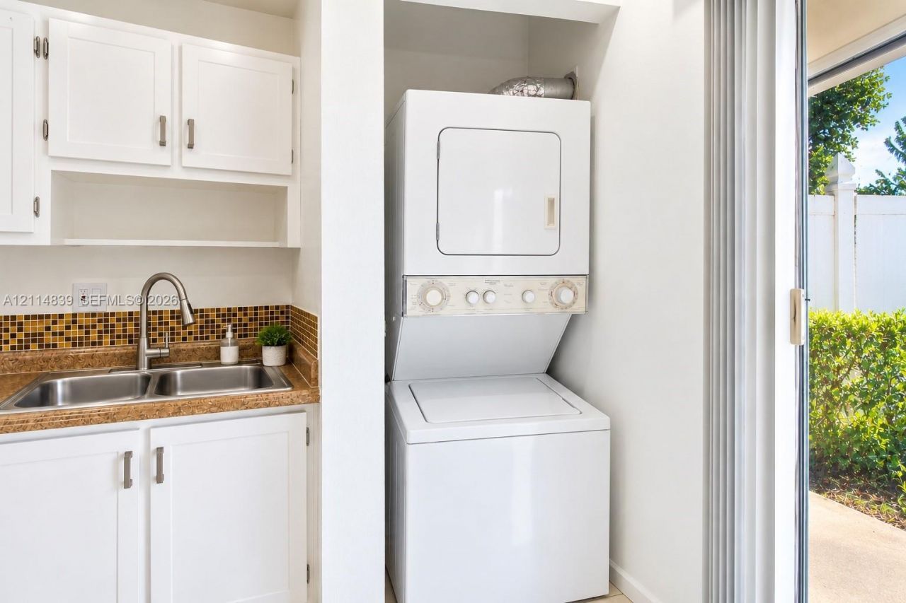 3000 NW 5th Ter , Unit 131, Pompano Beach, FL 33064 Photo