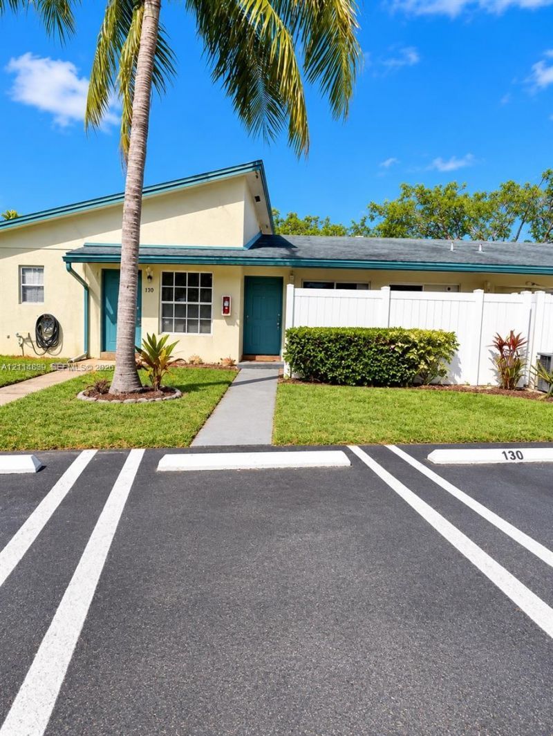 3000 NW 5th Ter , Unit 131, Pompano Beach, FL 33064 Photo