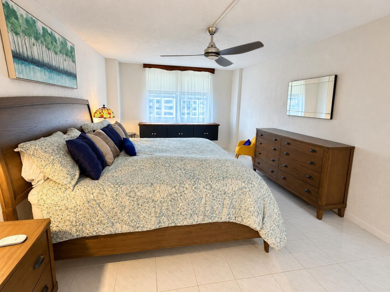 251 174th Street, Unit 707, Sunny Isles Beach, FL 33160 Photo