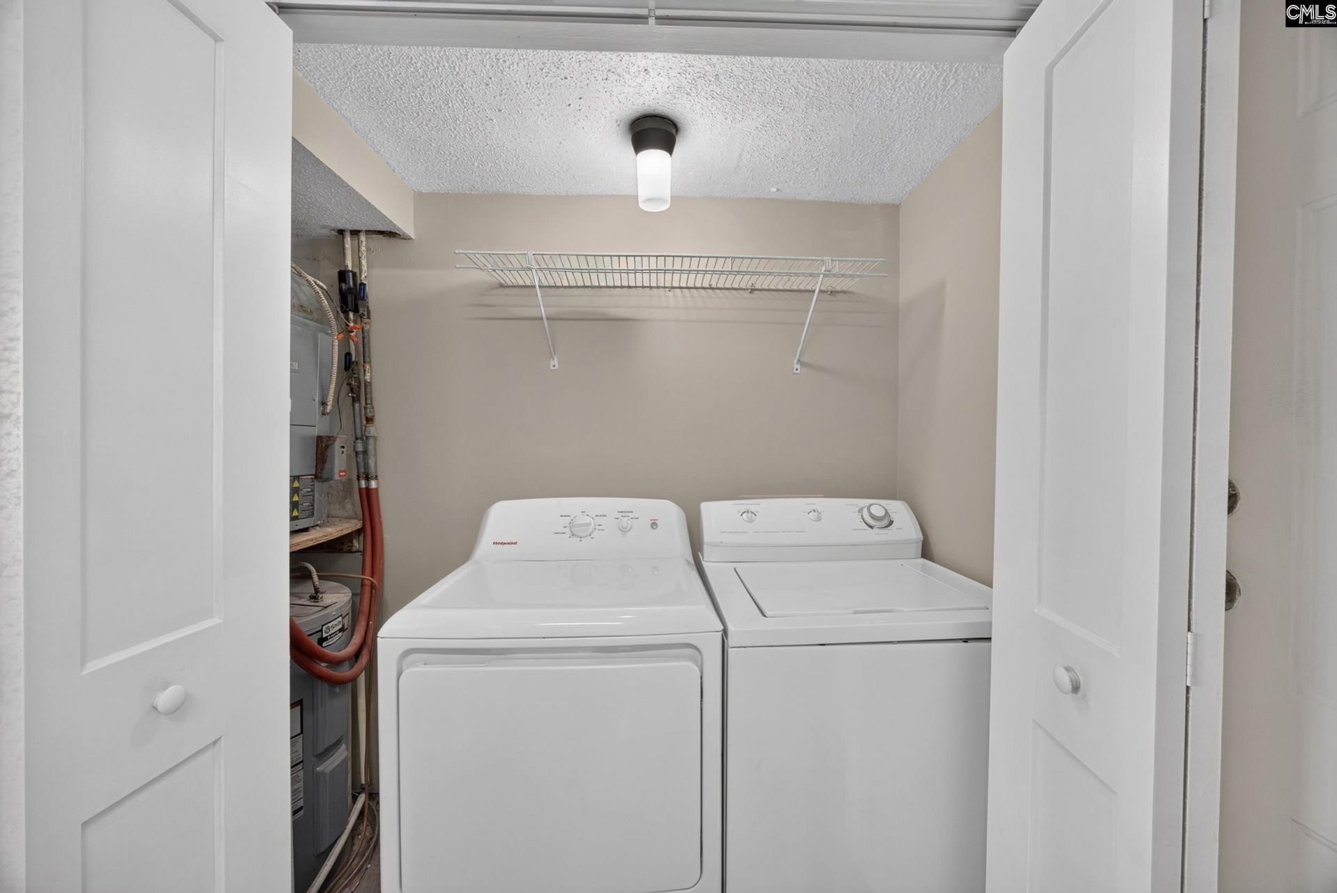 1600 Park Circle  Photo 9