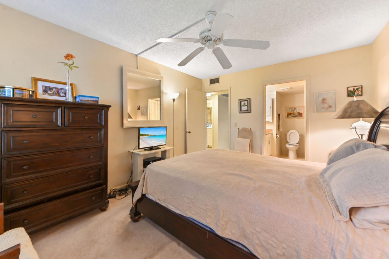 1052 Rexford C, Boca Raton, FL 33434 Photo