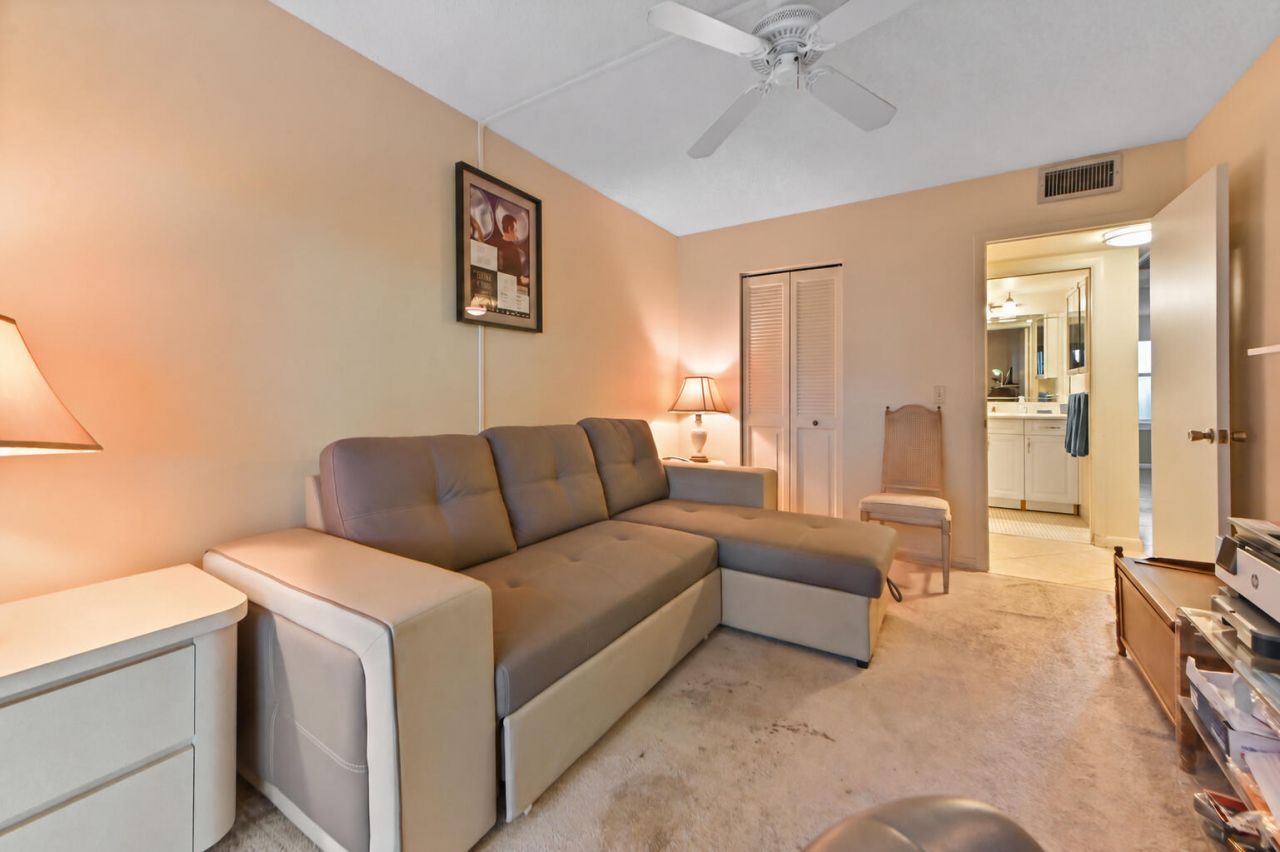 1052 Rexford C, Boca Raton, FL 33434 Photo