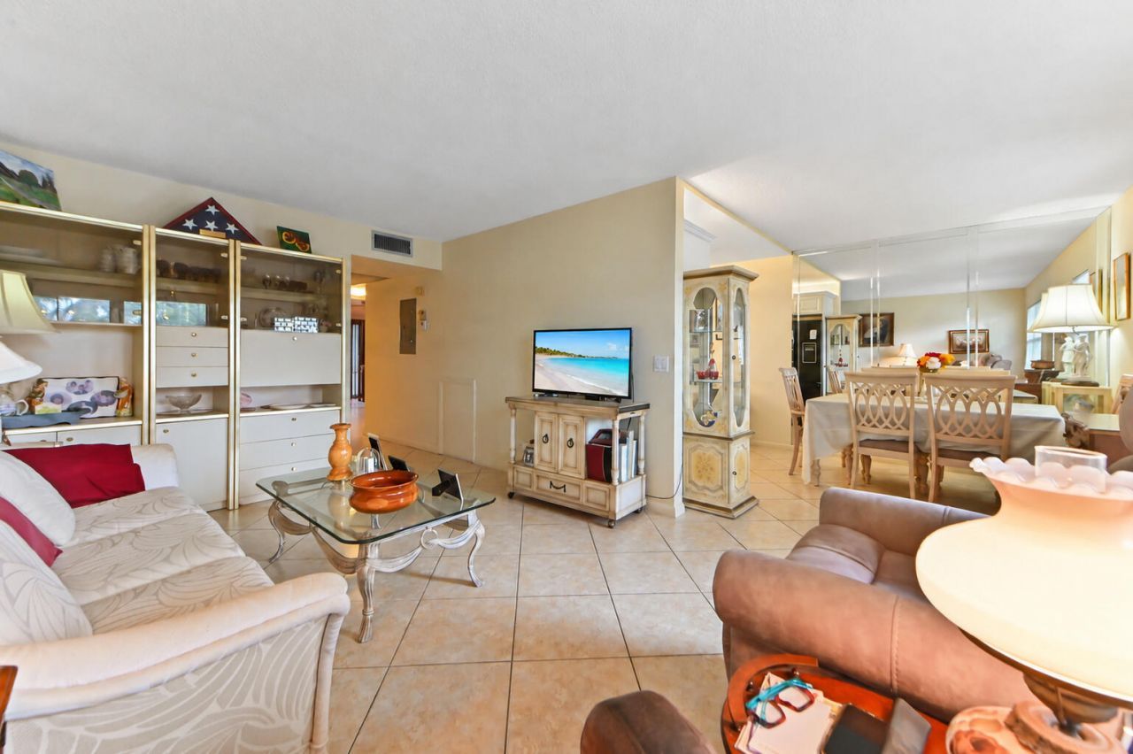 1052 Rexford C, Boca Raton, FL 33434 Photo
