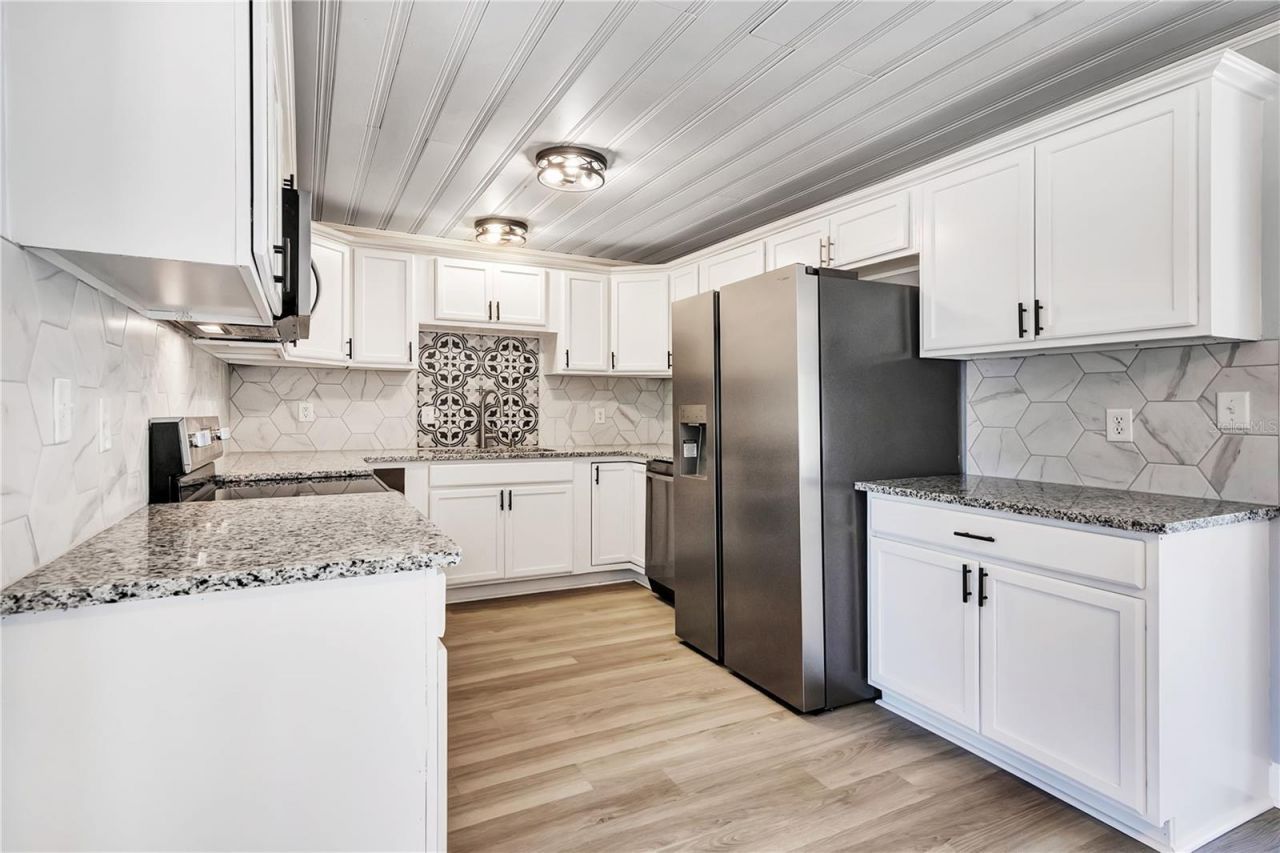 5926 Crafton Drive , Lakeland, FL 33809 Photo