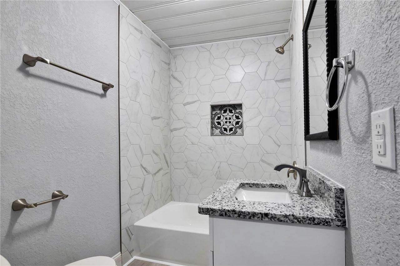 5926 Crafton Drive , Lakeland, FL 33809 Photo