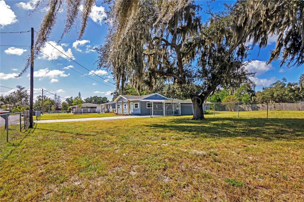 5926 Crafton Drive , Lakeland, FL 33809 Photo