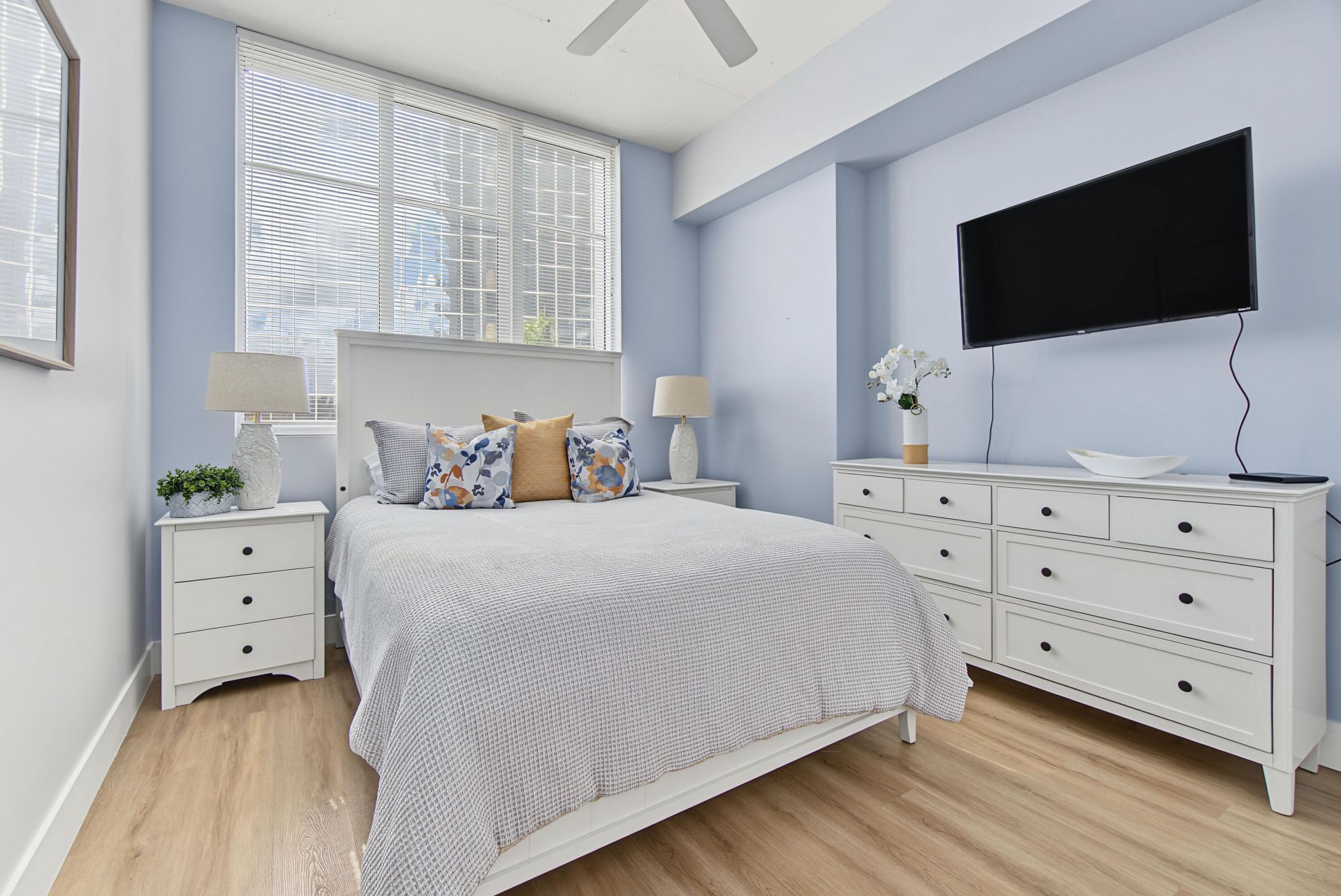 300 S Australian Avenue, Unit 307, West Palm Beach, FL 33401 Photo