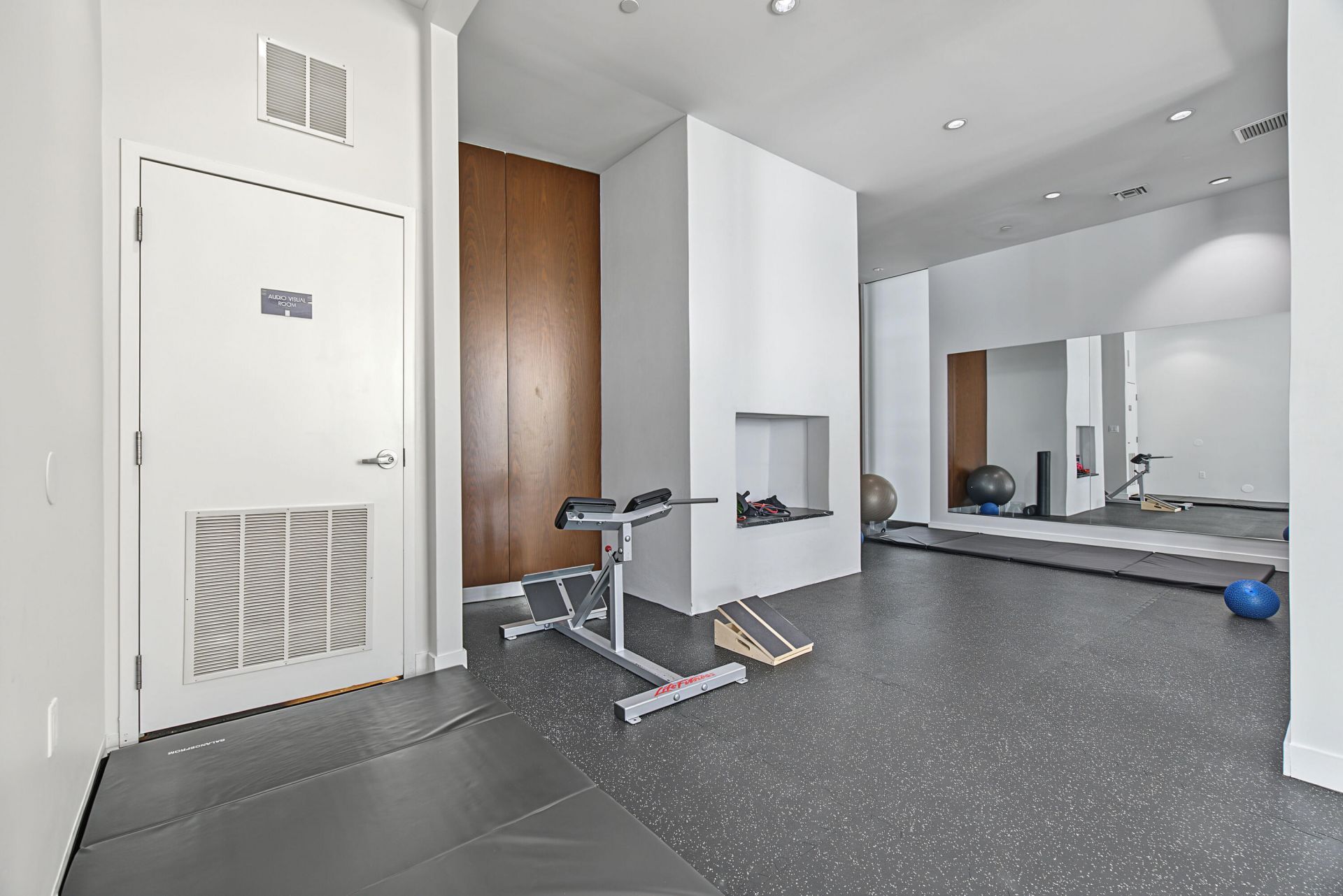 300 S Australian Avenue, Unit 307, West Palm Beach, FL 33401 Photo
