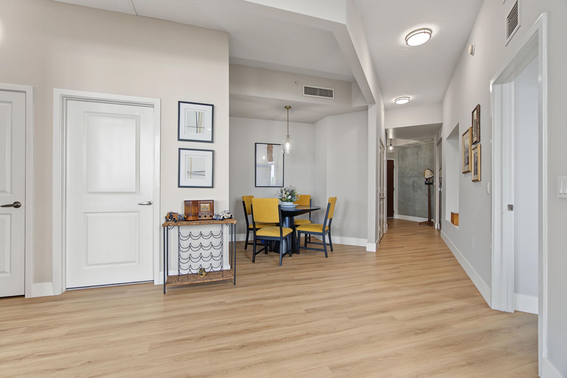 300 S Australian Avenue, Unit 307, West Palm Beach, FL 33401 Photo
