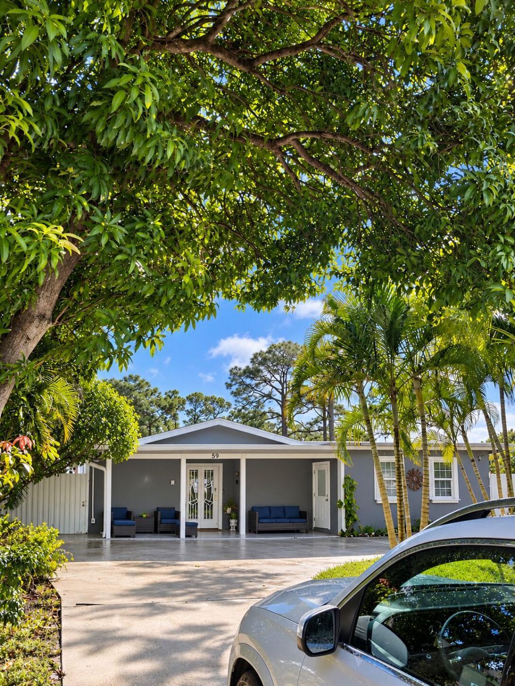 692 Harth Drive, West Palm Beach, FL 33415 Photo