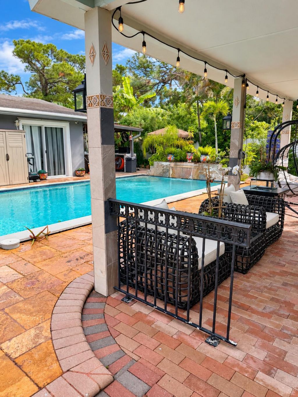 692 Harth Drive, West Palm Beach, FL 33415 Photo
