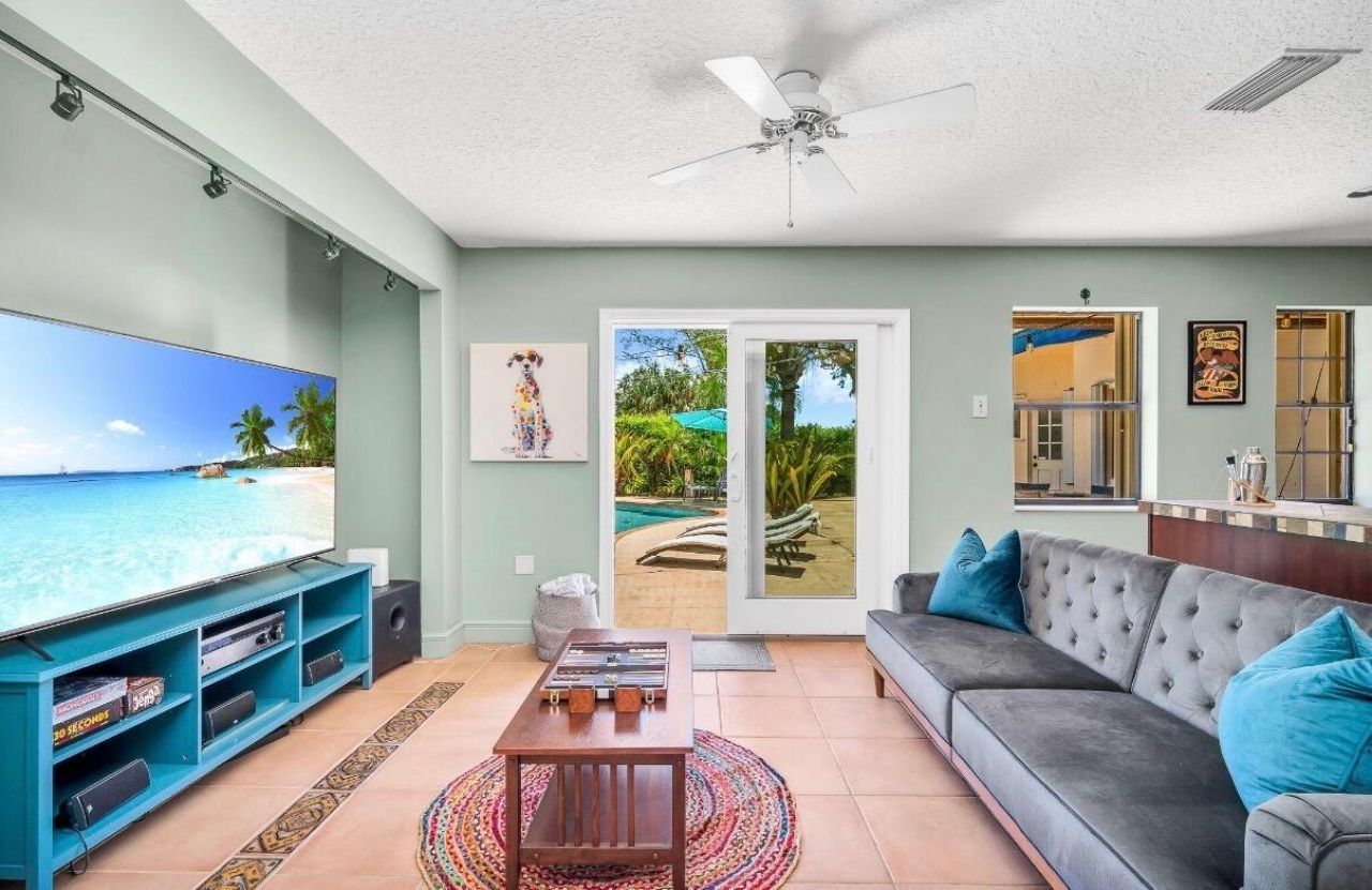 1324 N Lakeside Drive, Lake Worth Beach, FL 33460 Photo
