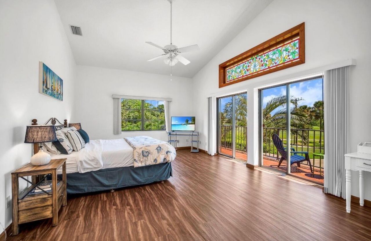 1324 N Lakeside Drive, Lake Worth Beach, FL 33460 Photo