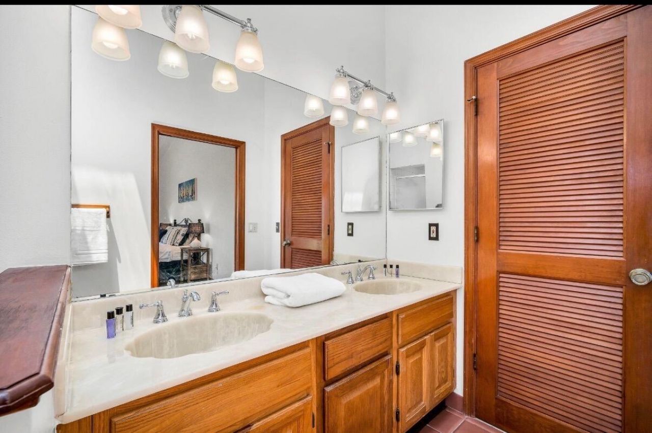 1324 N Lakeside Drive, Lake Worth Beach, FL 33460 Photo