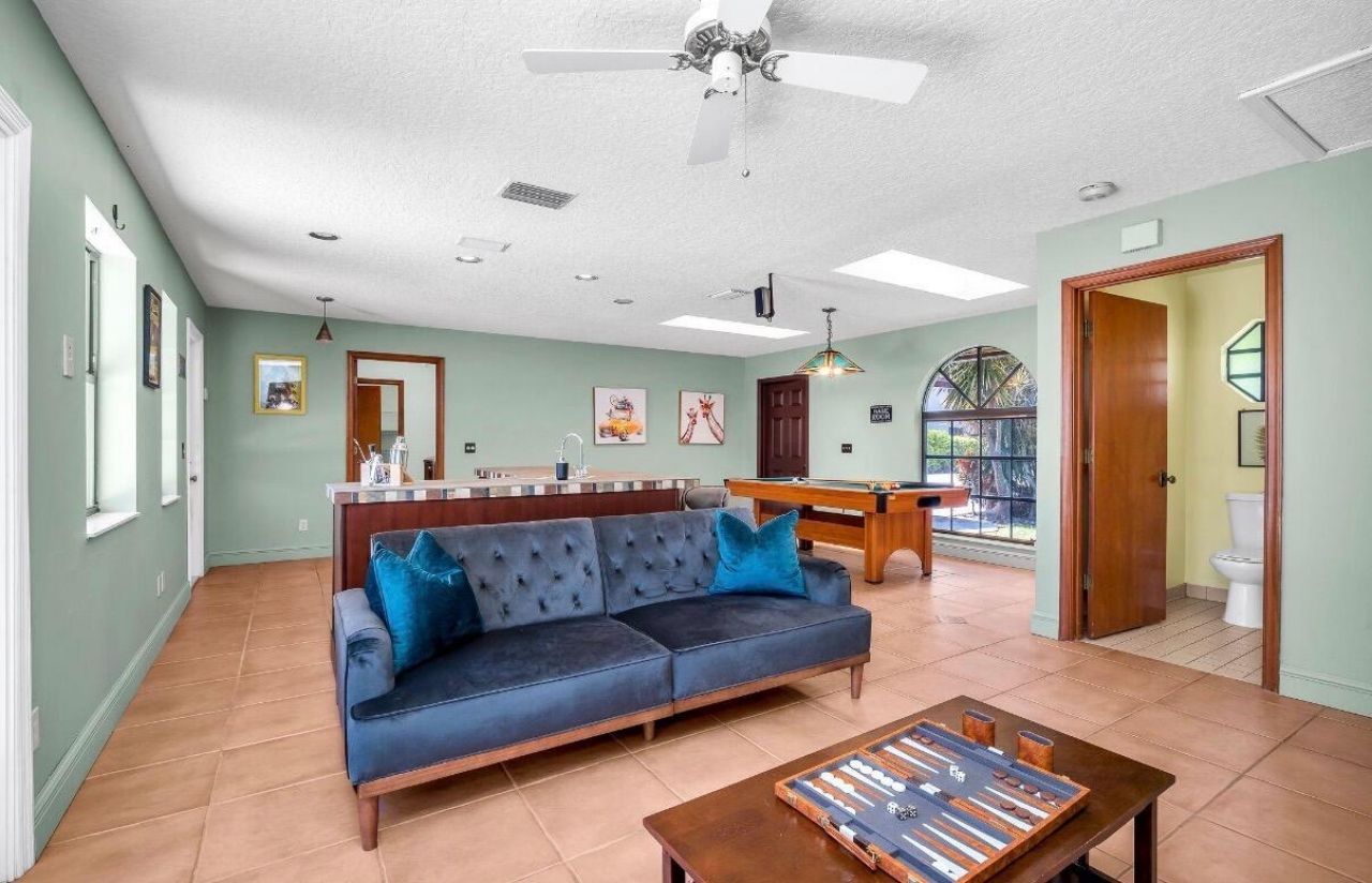 1324 N Lakeside Drive, Lake Worth Beach, FL 33460 Photo