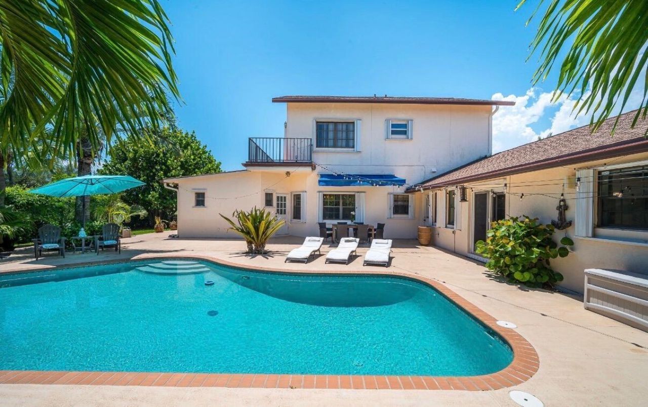 1324 N Lakeside Drive, Lake Worth Beach, FL 33460 Photo