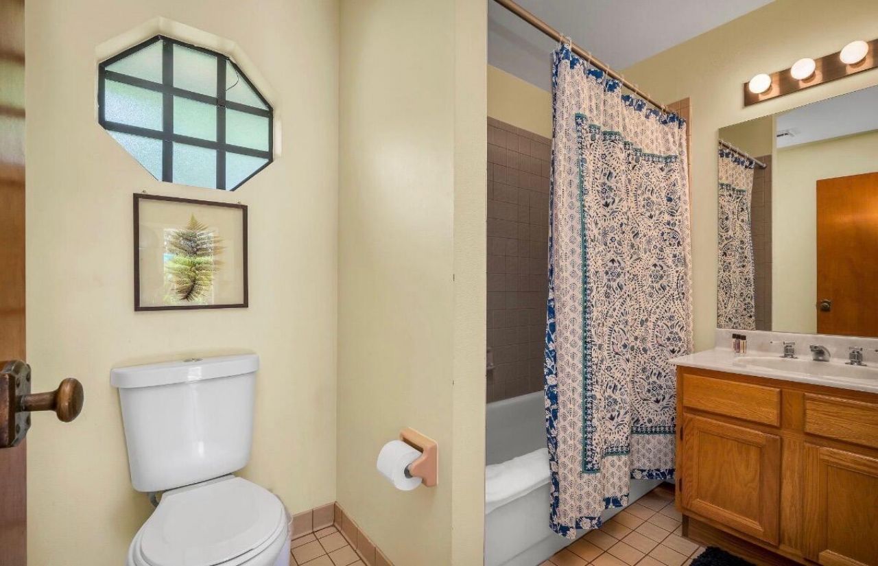 1324 N Lakeside Drive, Lake Worth Beach, FL 33460 Photo