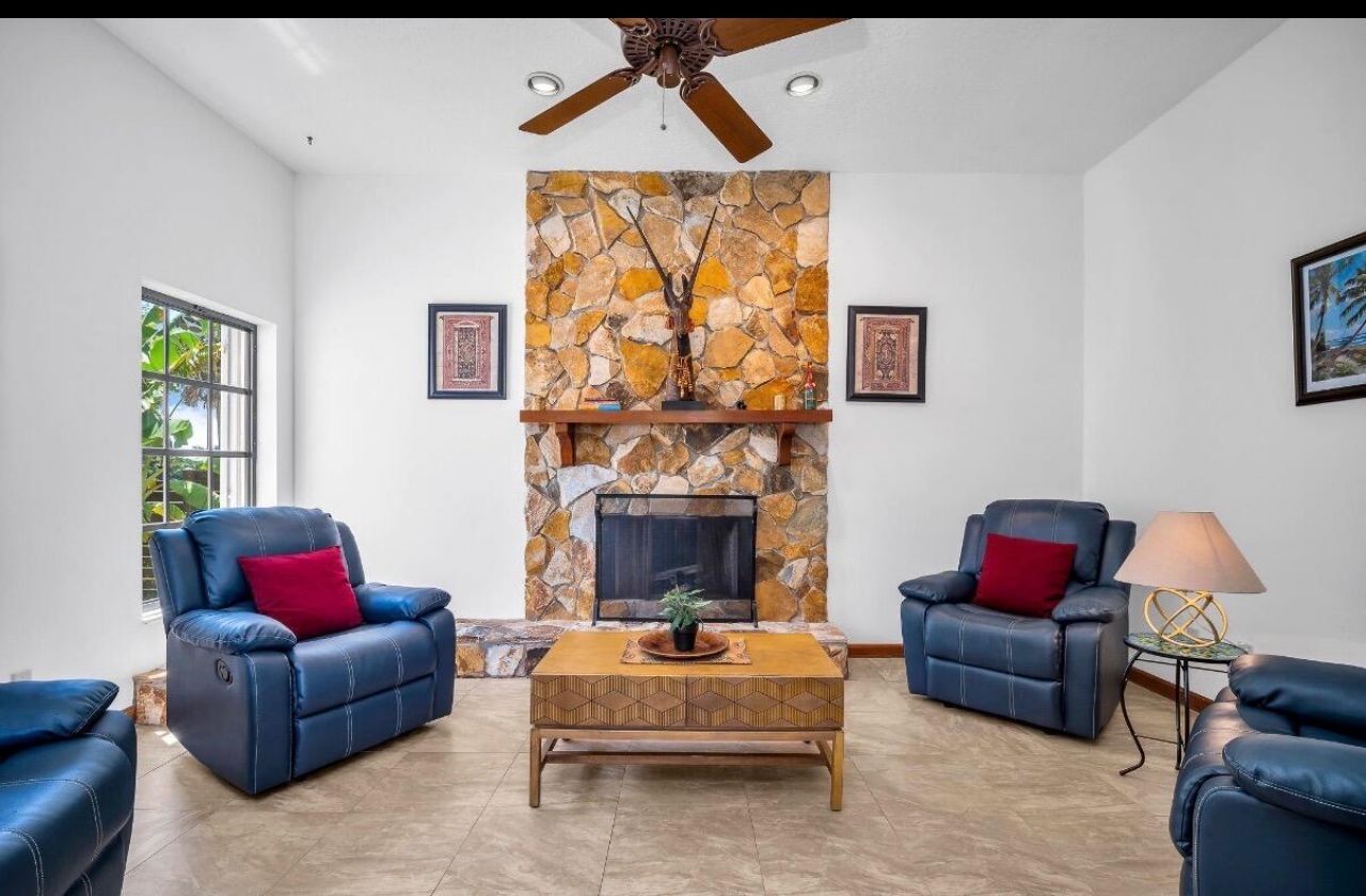 1324 N Lakeside Drive, Lake Worth Beach, FL 33460 Photo