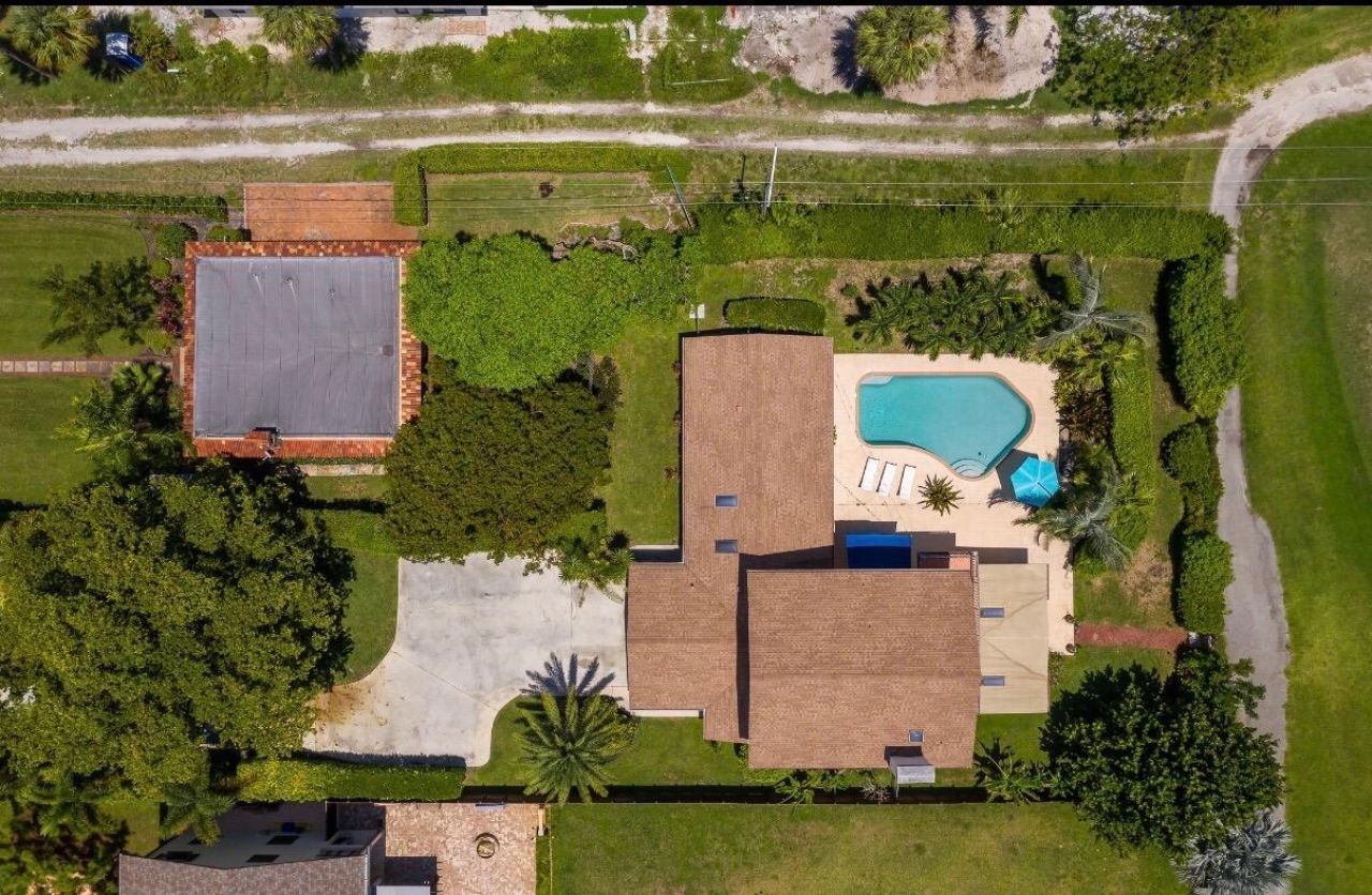 1324 N Lakeside Drive, Lake Worth Beach, FL 33460 Photo