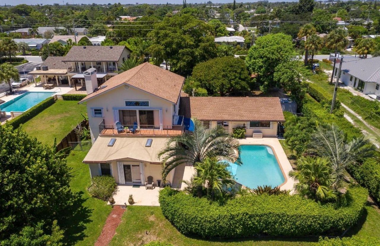 1324 N Lakeside Drive, Lake Worth Beach, FL 33460 Photo