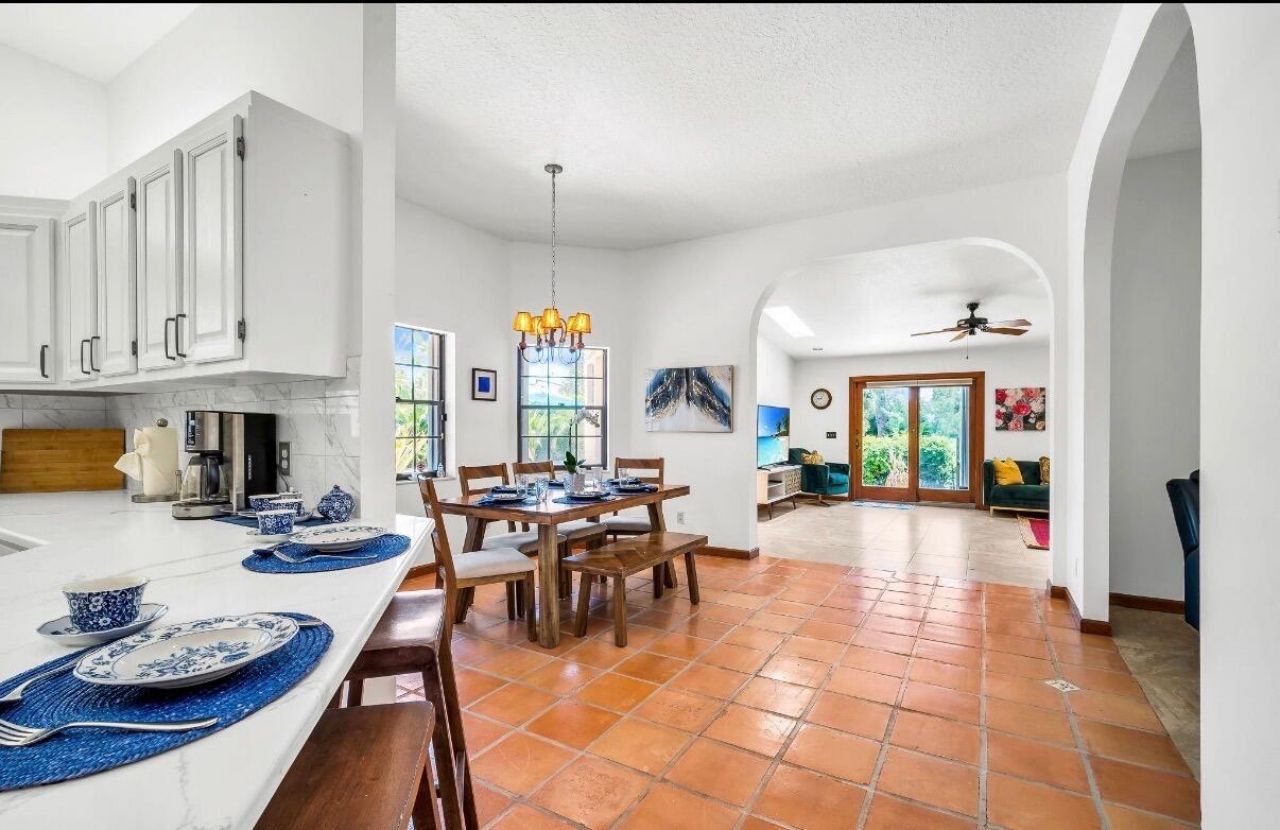 1324 N Lakeside Drive, Lake Worth Beach, FL 33460 Photo