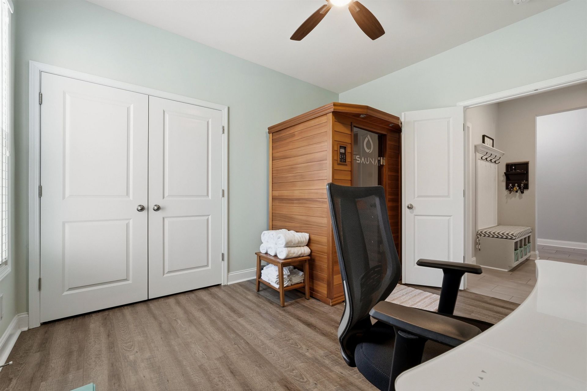 178 Viareggio Rd. Photo 36
