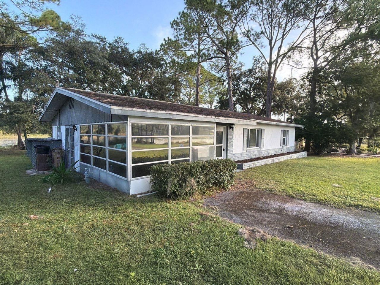 37443 Beach Drive, Umatilla, FL 32784 Photo