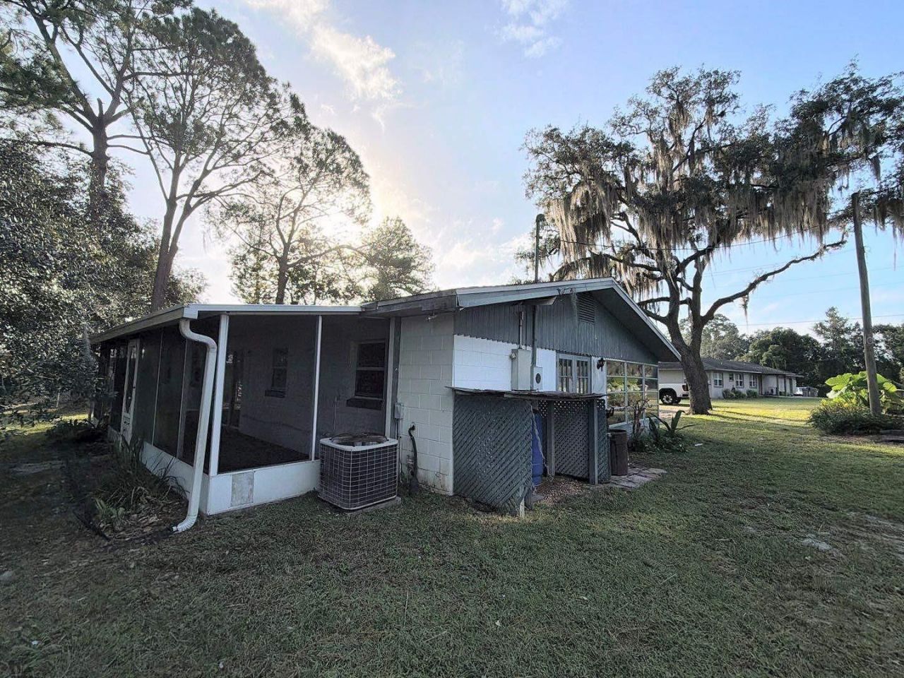 37443 Beach Drive, Umatilla, FL 32784 Photo