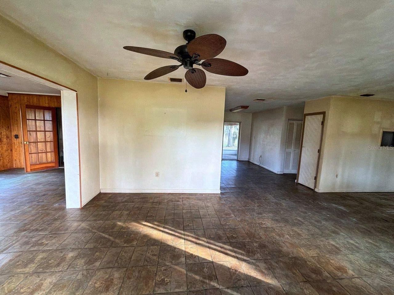 37443 Beach Drive, Umatilla, FL 32784 Photo