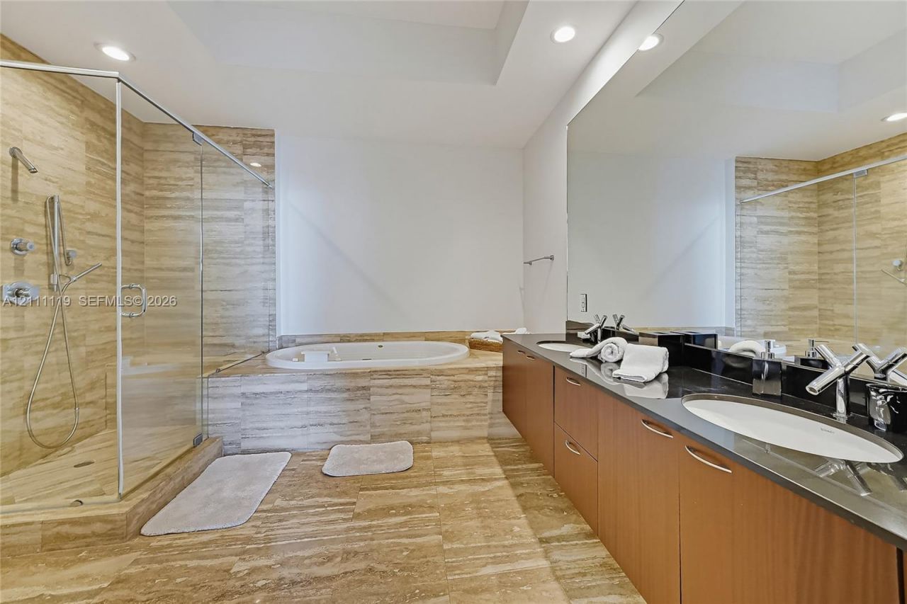 15901 Collins Ave , Unit 3907, Sunny Isles Beach, FL 33160 Photo