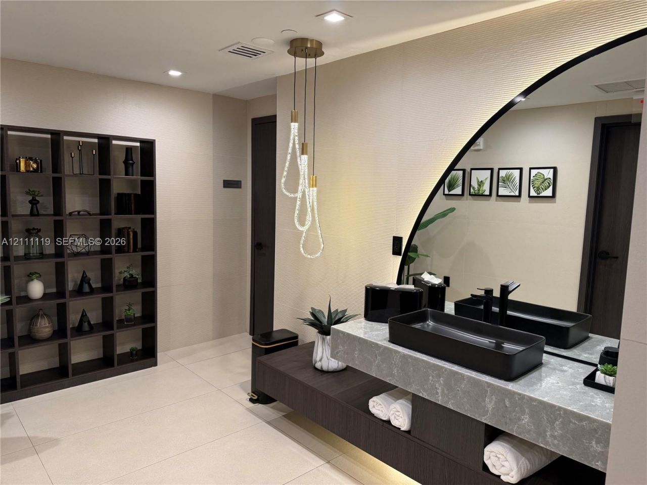 15901 Collins Ave , Unit 3907, Sunny Isles Beach, FL 33160 Photo