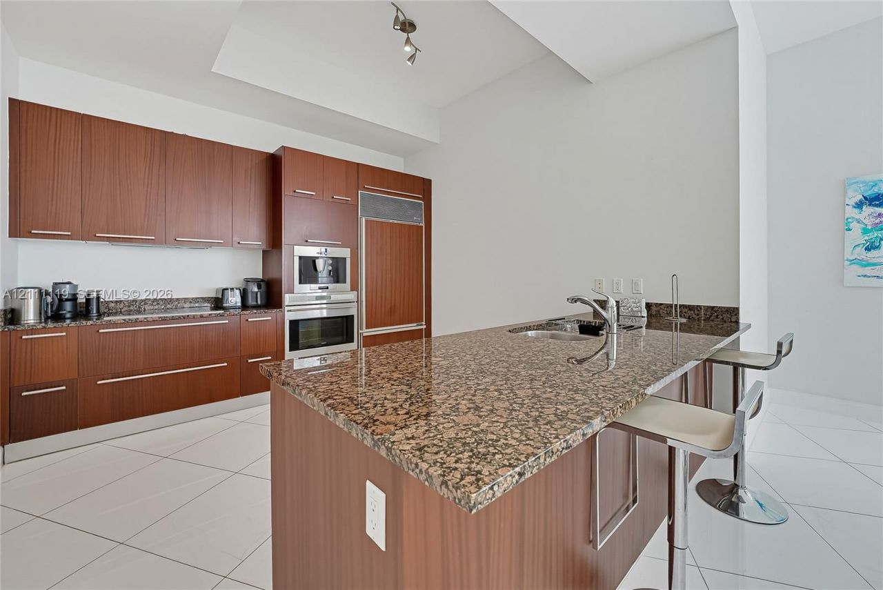 15901 Collins Ave , Unit 3907, Sunny Isles Beach, FL 33160 Photo