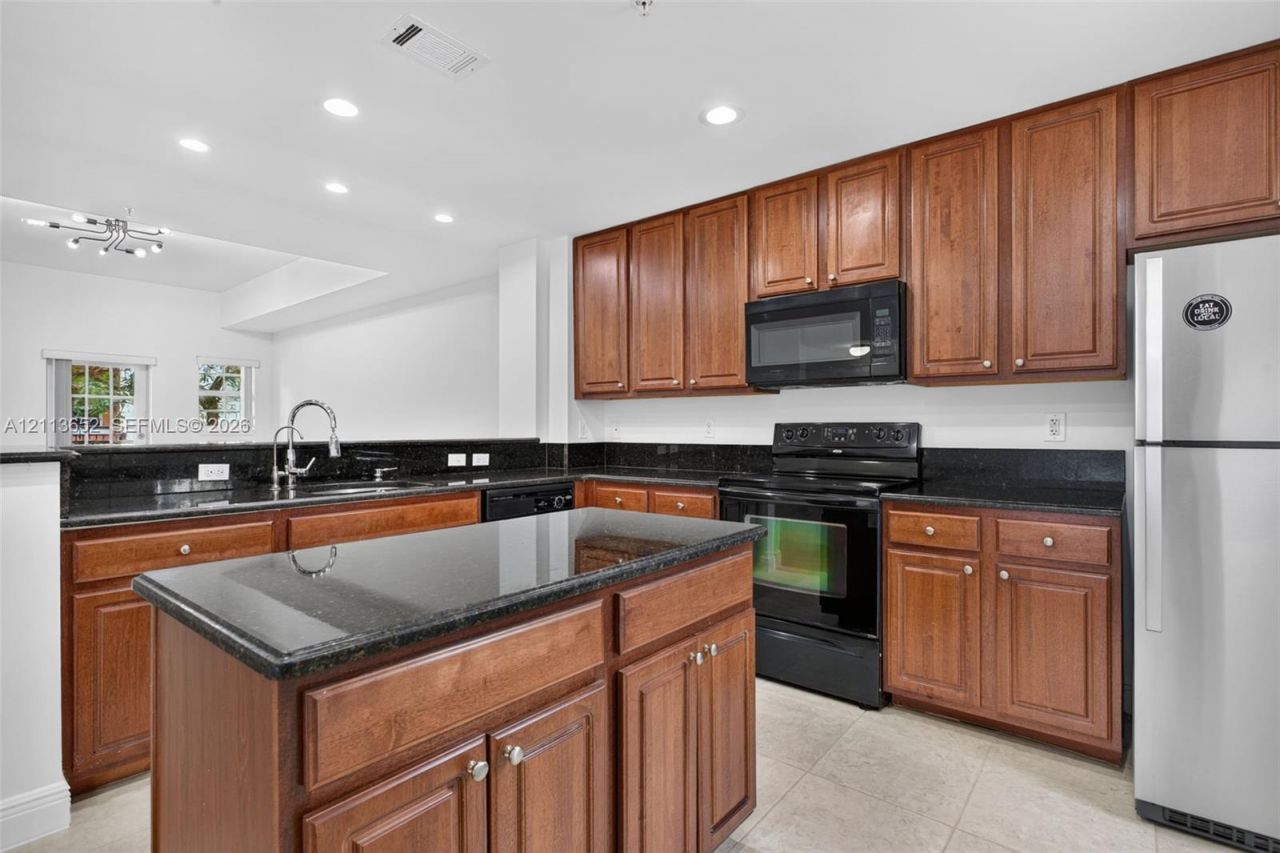 618 SW 1st Ln , Pompano Beach, FL 33060 Photo