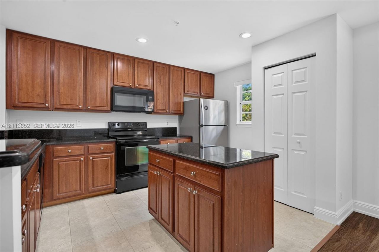 618 SW 1st Ln , Pompano Beach, FL 33060 Photo