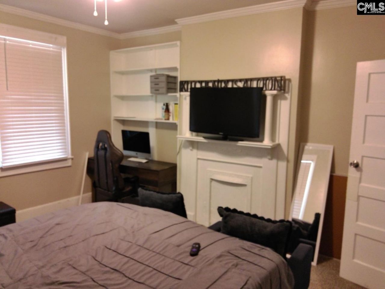 926 Johnson Avenue  Photo 9