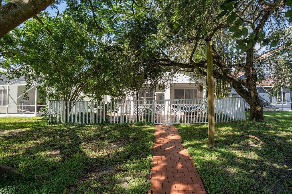 740 Lake Wellington Drive, Wellington, FL 33414 Photo