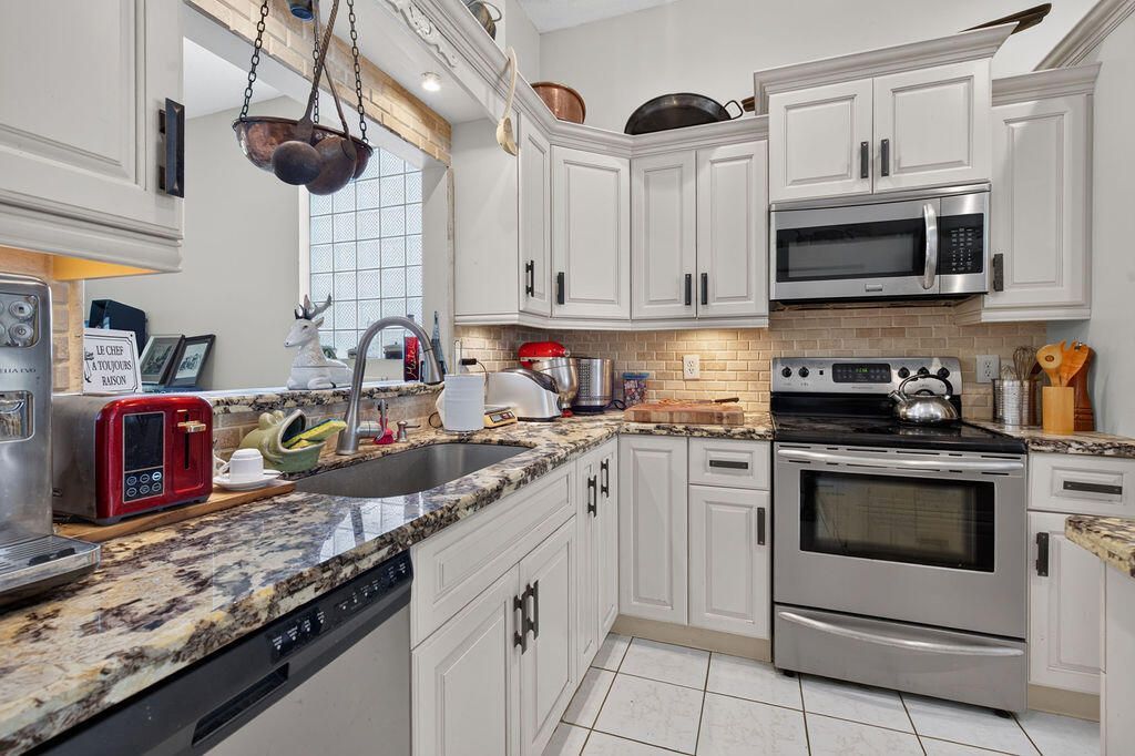 740 Lake Wellington Drive, Wellington, FL 33414 Photo