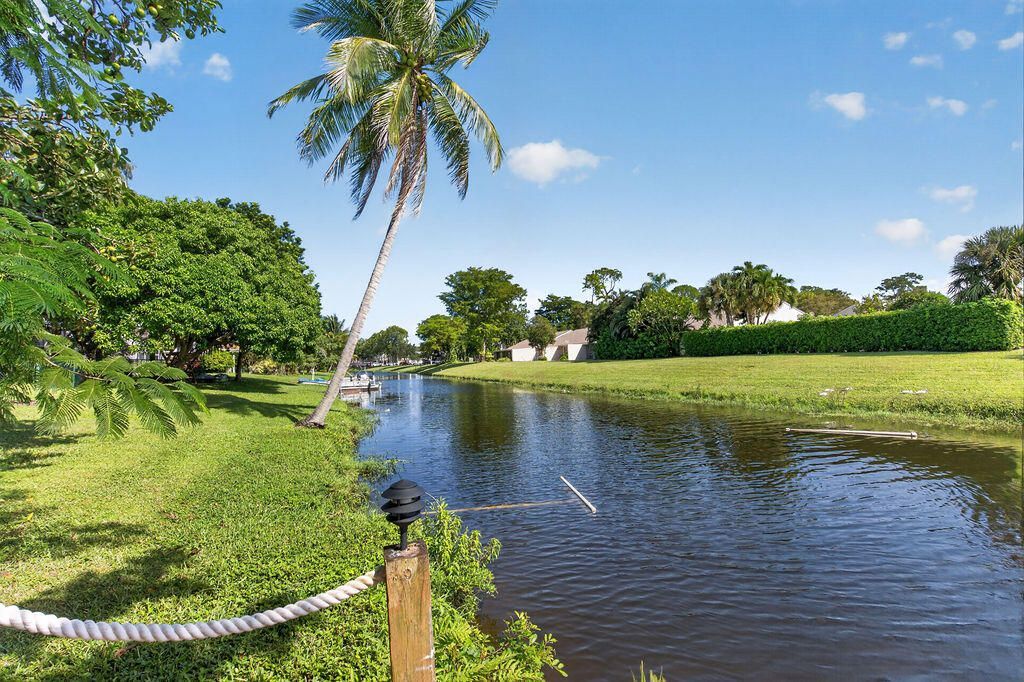 740 Lake Wellington Drive, Wellington, FL 33414 Photo