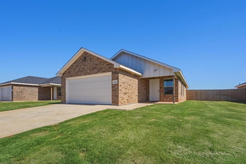 418 Elmont, Abilene, TX 79601 Main Photo