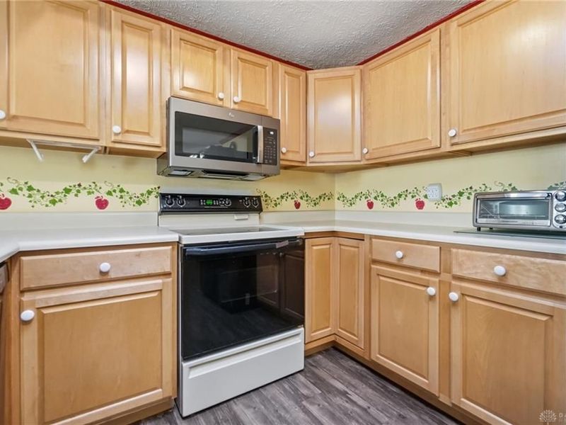 5161 Larchview Drive, Dayton, OH 45424 Photo 10