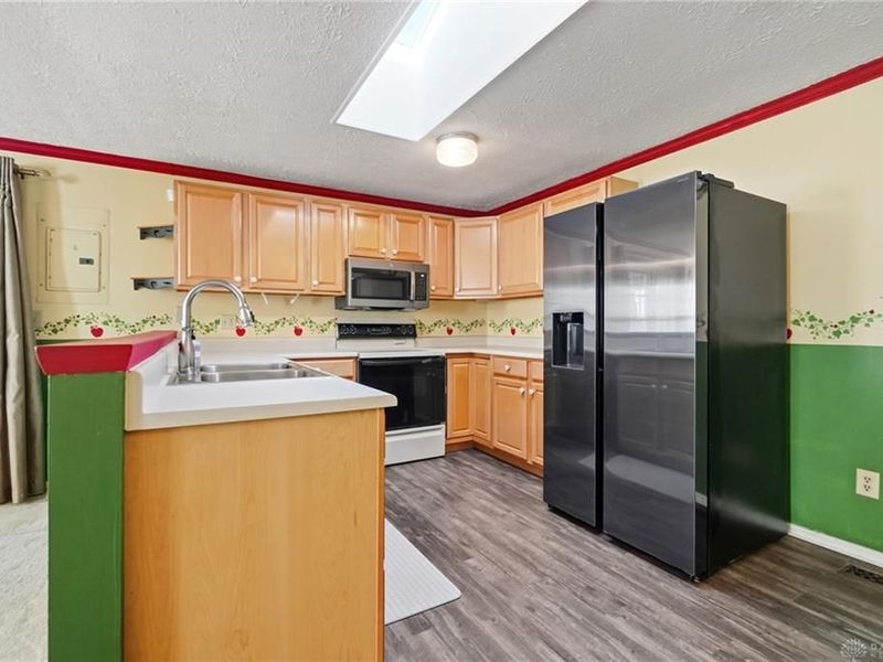 5161 Larchview Drive, Dayton, OH 45424 Photo 11