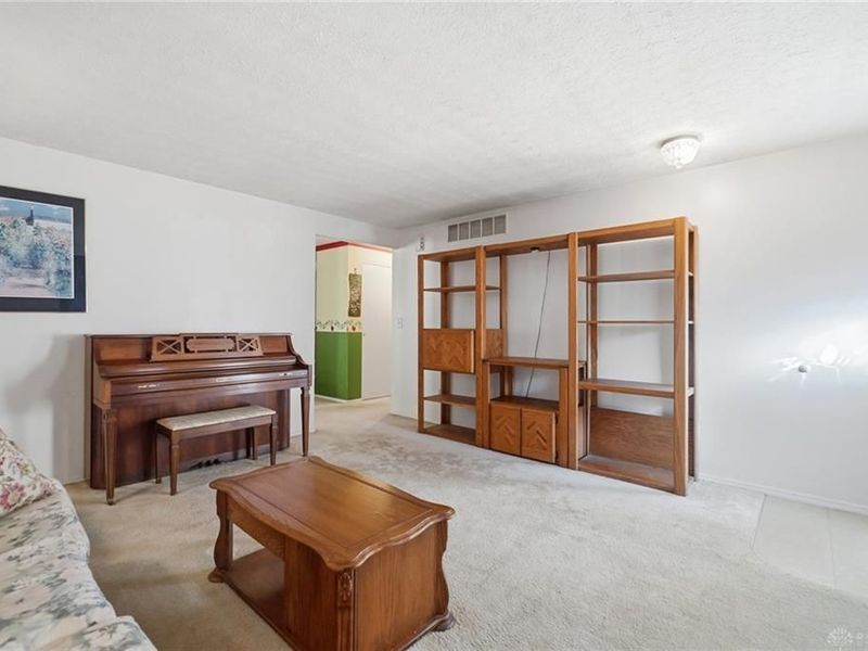 5161 Larchview Drive, Dayton, OH 45424 Photo 8