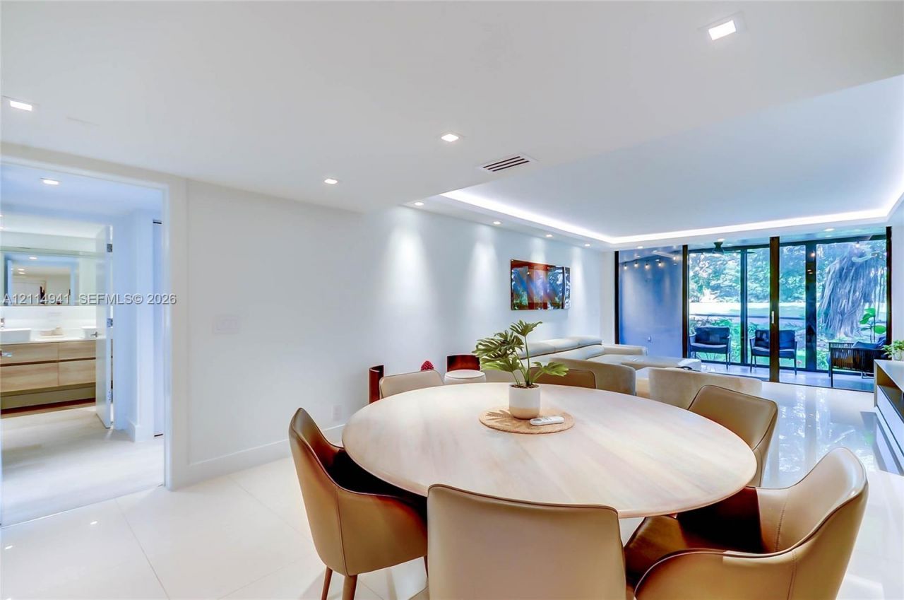16175 Golf Club Rd , Unit 113, Weston, FL 33326 Photo